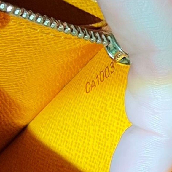 Auc Louis Vuitton Tangerine/Orange Epi Long wallet - Picture 14 of 15